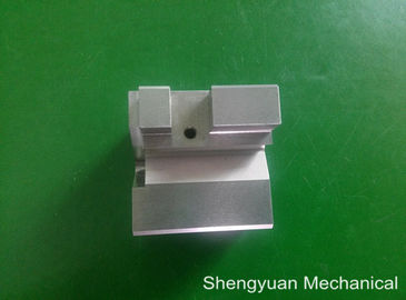 سفارشی CNC ماشینکاری دقیق پرداخت D2 0.005 صافی کوه جست و خیز کردن
