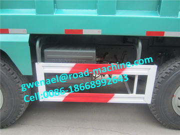 HOWO 8x4 کامیون روبرو سنگین 50ton کامیون مخزن 10 چرخ کامیون کمپرسی شن و ماسه HYVA سیستم بالابر هیدرولیک