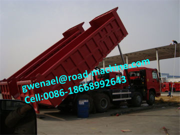 HOWO 8x4 کامیون روبرو سنگین 50ton کامیون مخزن 10 چرخ کامیون کمپرسی شن و ماسه HYVA سیستم بالابر هیدرولیک