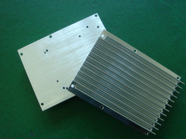 نمونه اولیه سریع CNC ماشینکاری دقیق اکستروژن آلومینیوم خنک کننده با تبدیل پوشش